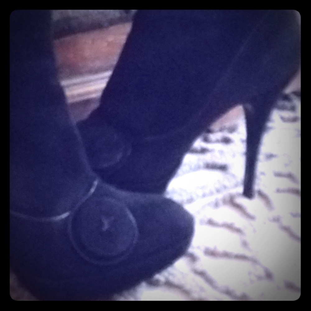 **SOLD** Louis Vuitton 🖤